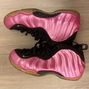 Pink men’s foamposite